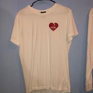 Forever 21 T-Shirt